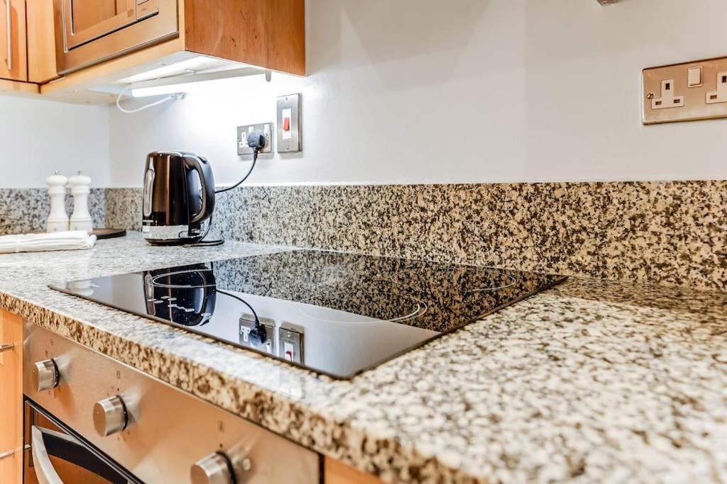 Spacious 1 Bedroom Apt Near Marble Arch London Kültér fotó
