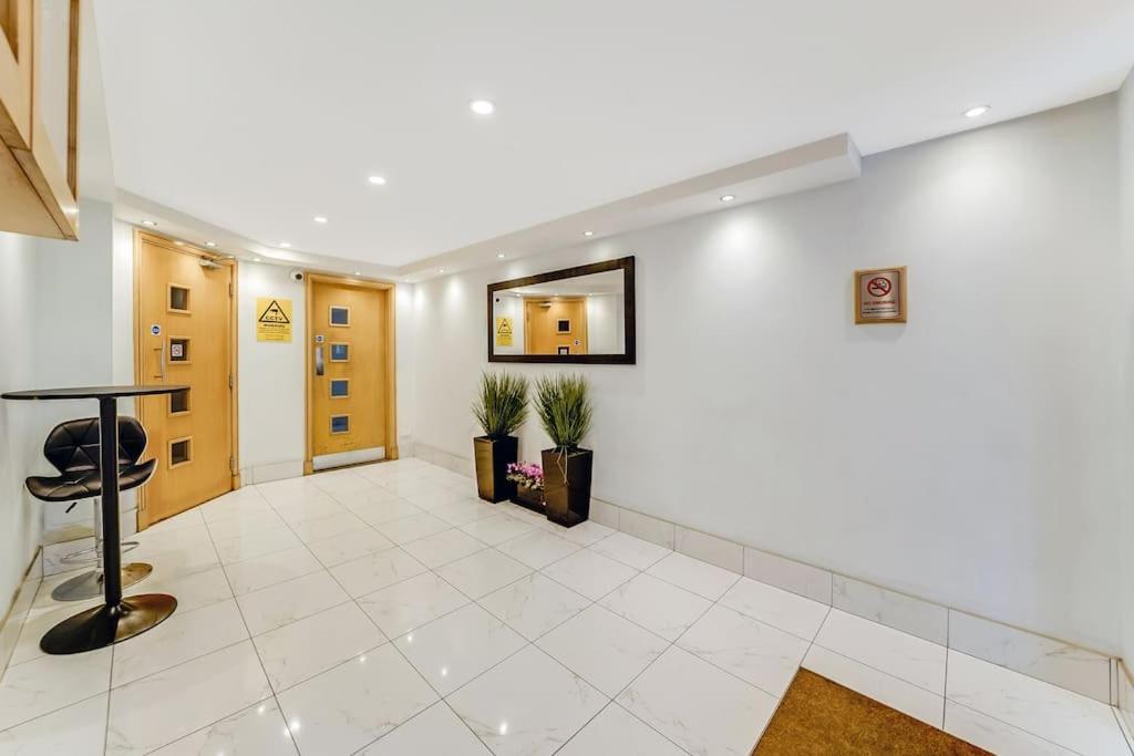 Spacious 1 Bedroom Apt Near Marble Arch London Kültér fotó